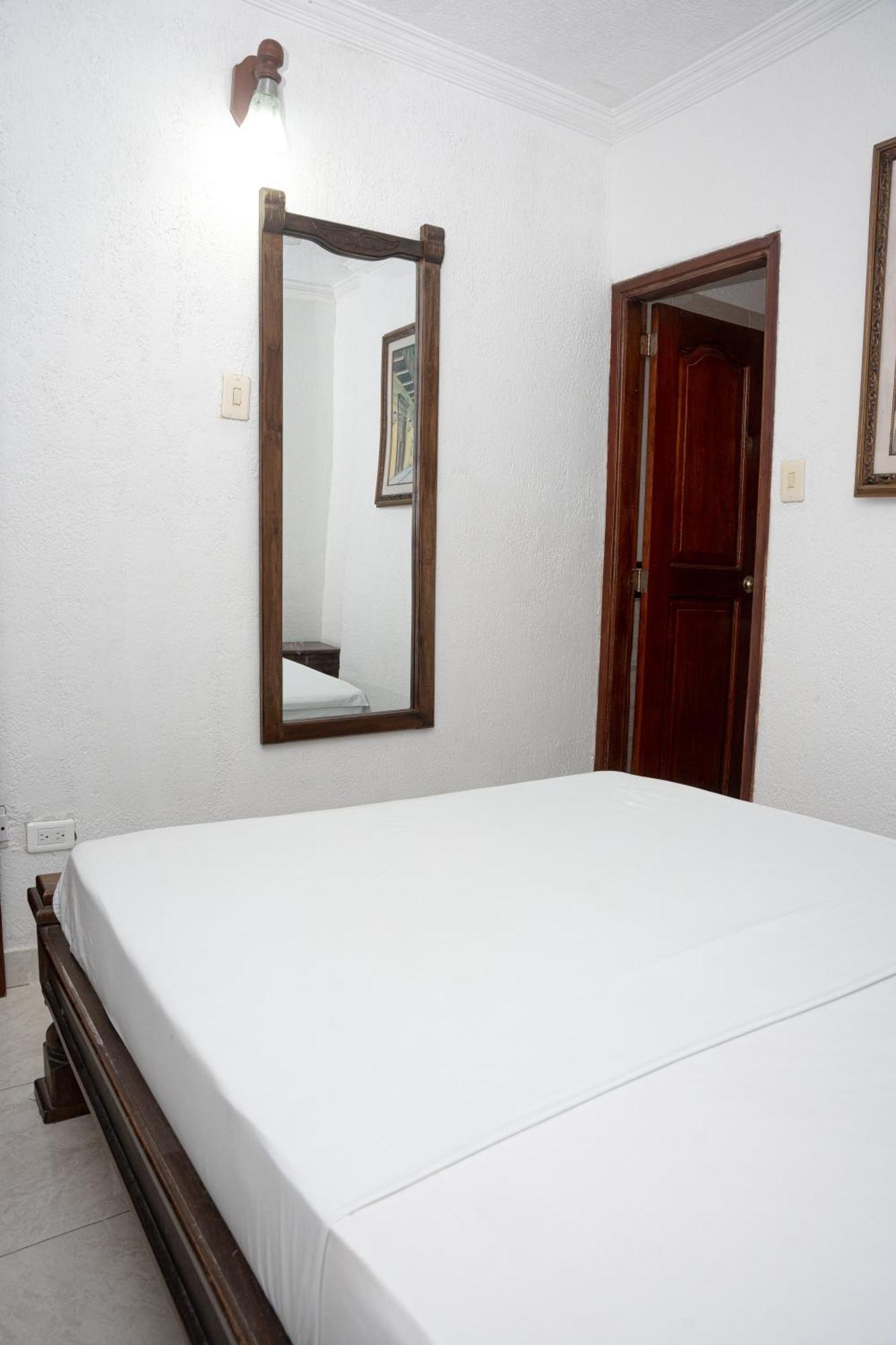 Hotel Med Cartagena Esterno foto