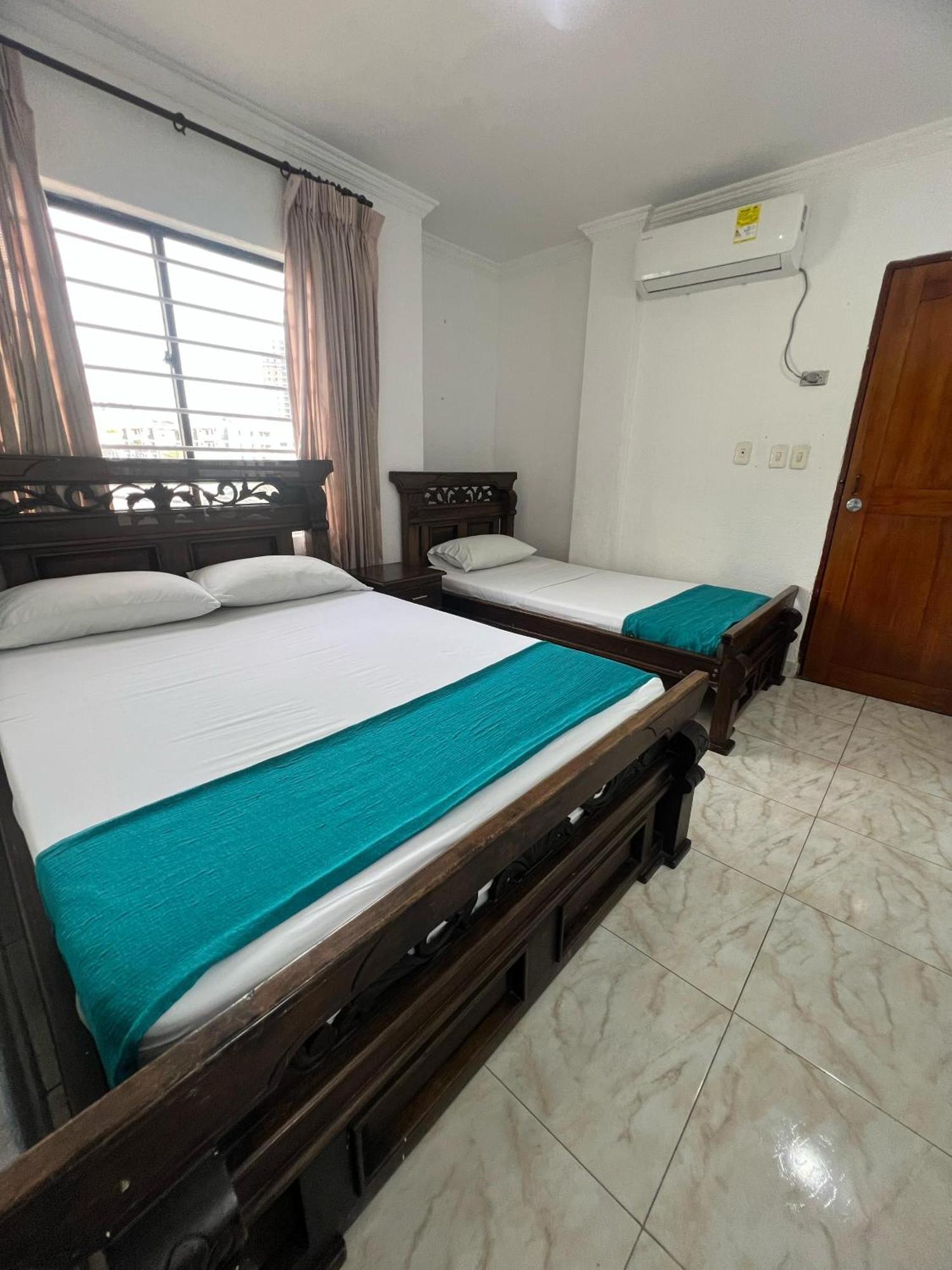 Hotel Med Cartagena Esterno foto